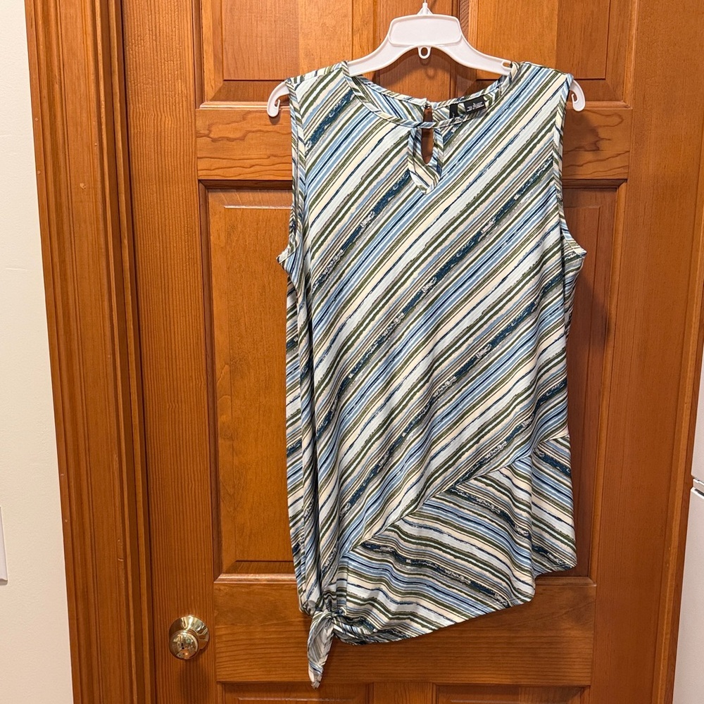 ⭐️New Directions Green and Blue Striped Top Size Large